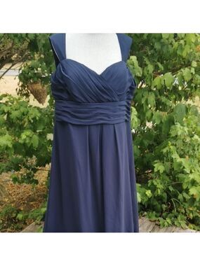BILL LEVKOFF chiffon navy maxi formal bridesmaid gown. Special occasion. Size 24